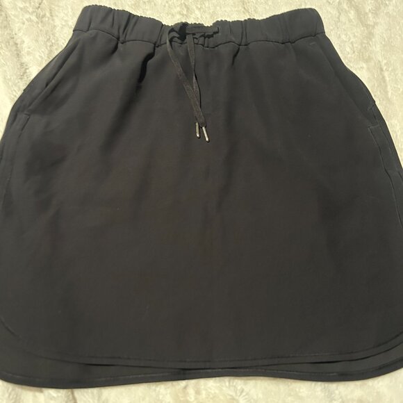 Lululemon On the Fly Skirt 21" Size 10 - Picture 2 of 3